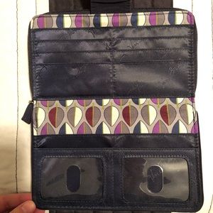 Vera Bradley wallet